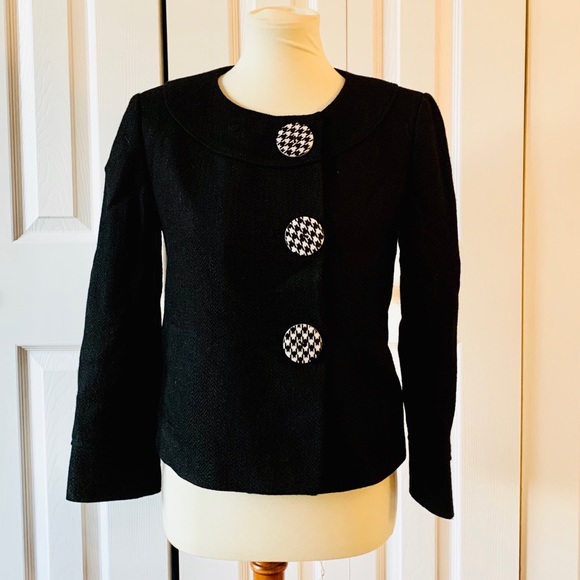 Tahari Jackets & Blazers - Tahari Arthur Levine Black Tweed Cropped Blazer S